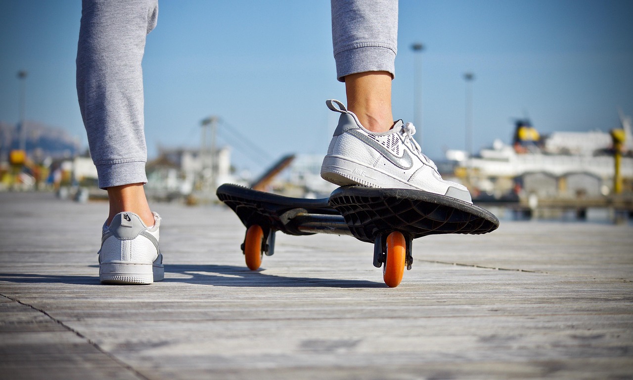 skateboard, feet, shoes, guy, skating, active, wheels, outdoors, movement, speed, fun, recreation, race, sport, exercise, street, freedom, skateboard, skateboard, skateboard, shoes, shoes, shoes, shoes, shoes, skating, exercise, exercise